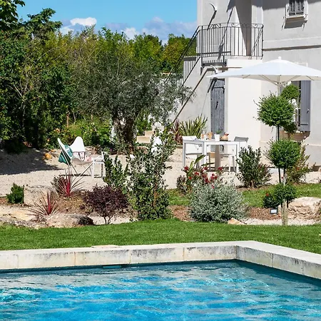 Romantique, Jacuzzi Et Lit D'exception Gasthof Aix-en-Provence