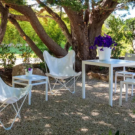 La Bastide De Damien, 5 Clefs Demeure D'exception Et Table Remarquable Dans Le Guide Teritoria, Jacuzzi Privatif, Cuisine Etoilee Dominique Frerard