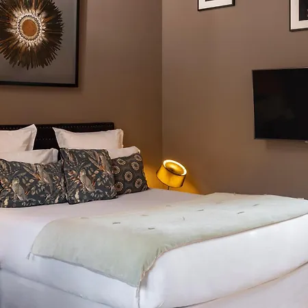 Romantique, Jacuzzi Et Lit D'exception